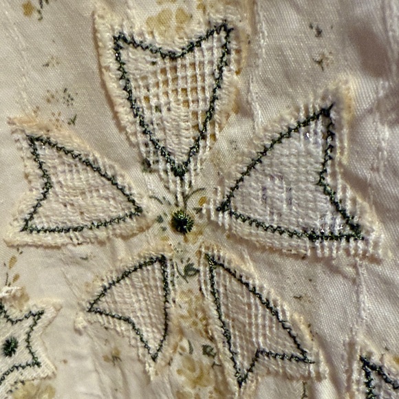 POL Cream and Brown Embroidered Button Down Shirt - Picture 7 of 12